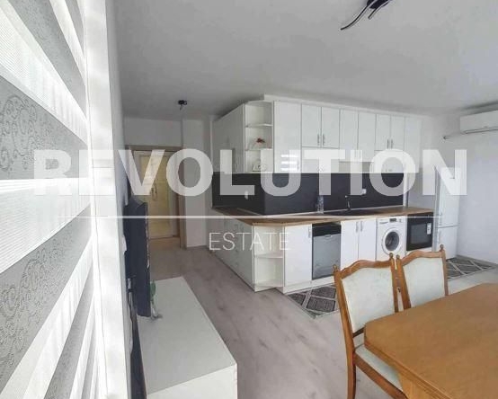 Дава се под наем Тристаен апартамент в Варна, Левски - 90 кв.м за 698.19 € - Снимка #1