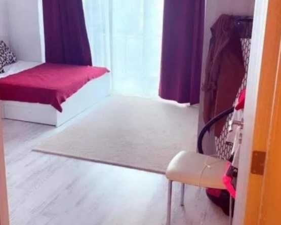 Дава се под наем Едностаен апартамент в Пловдив, Изгрев - 48 кв.м за 153 € - Снимка #1