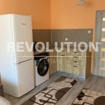 Дава се под наем Двустаен апартамент в Варна, Конфуто - 68 кв.м за 438.6 € - Снимка #1