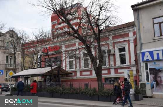 Офис в Варна, Център - 360 кв.м за 1020 €/кв.м - Снимка #1