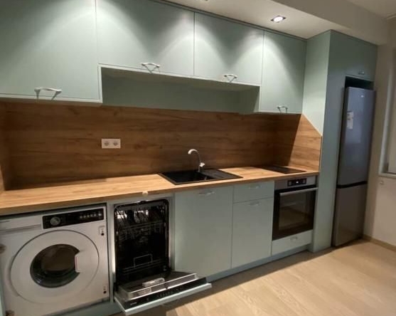 Дава се под наем Двустаен апартамент в Пловдив, Съдийски - 65 кв.м за 500 € - Снимка #1