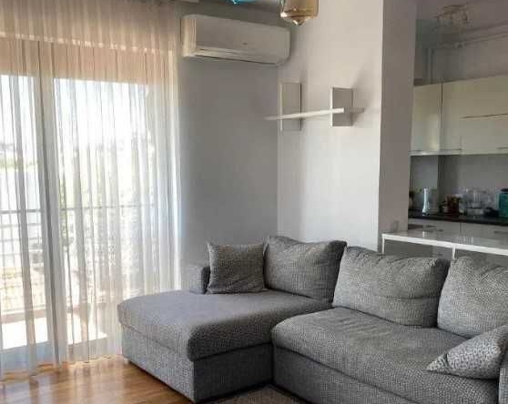 Дава се под наем Тристаен апартамент в Пловдив, Център - 78 кв.м за 214.2 € - Снимка #1