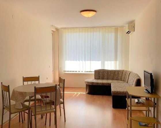 Двустаен апартамент в к.к. Слънчев бряг - 68 кв.м за 809 €/кв.м - Снимка #1