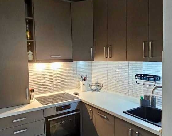 Дава се под наем Двустаен апартамент в София, Борово - 86 кв.м за 375 € - Снимка #1