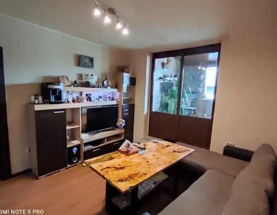 Дава се под наем Тристаен апартамент в Пловдив, Гагарин - 90 кв.м за 316.2 € - Снимка #1