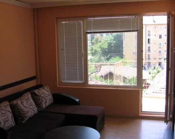 Дава се под наем Тристаен апартамент в Пловдив, Каменица 1 - 81 кв.м за 306 € - Снимка #1