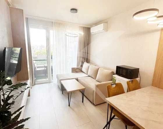 Двустаен апартамент в к.к. Слънчев бряг - 52 кв.м за 1993 €/кв.м - Снимка #1
