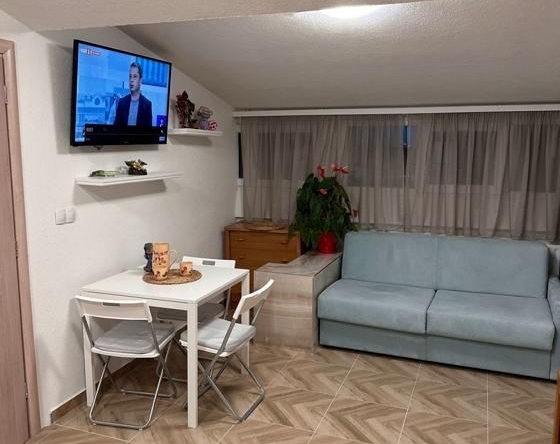 Дава се под наем Двустаен апартамент в София, Дървеница - 55 кв.м за 600 € - Снимка #1