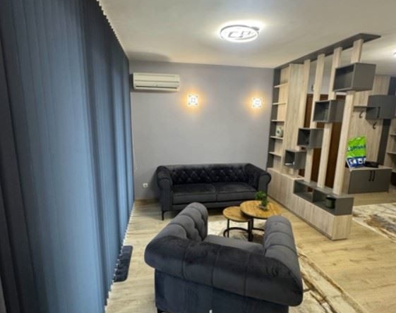 Дава се под наем Тристаен апартамент в София, Хиподрума - 94 кв.м за 946.56 € - Снимка #1