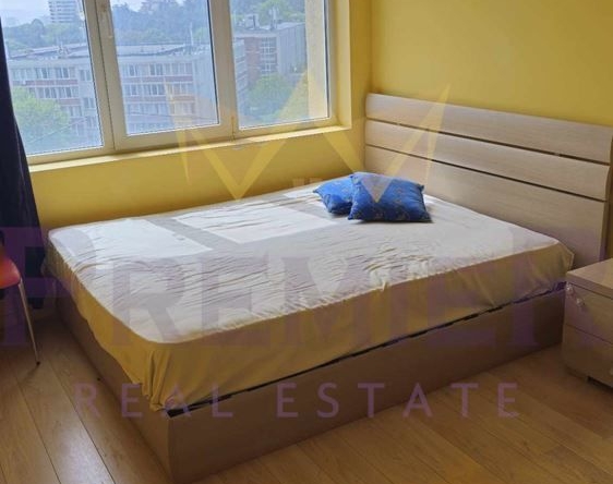 Четиристаен апартамент в Варна, Бриз - 150 кв.м за 1867 €/кв.м - Снимка #1