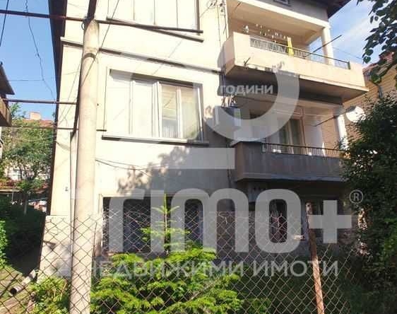 Етаж от къща в Велико Търново, Център - 103 кв.м за 1457 €/кв.м - Снимка #1