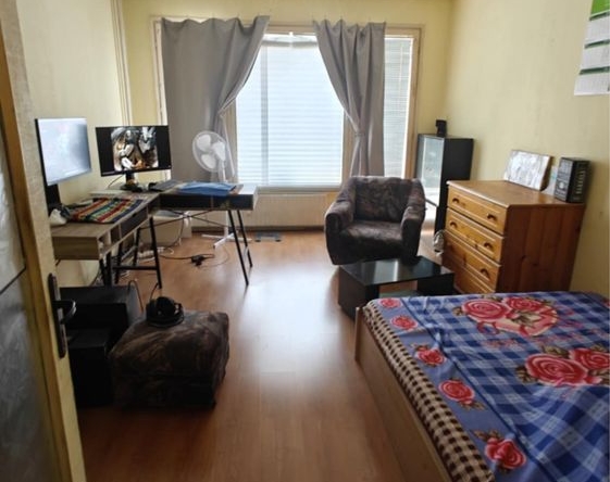 Двустаен апартамент в София, Фондови жилища - 65 кв.м за 2339 €/кв.м - Снимка #1