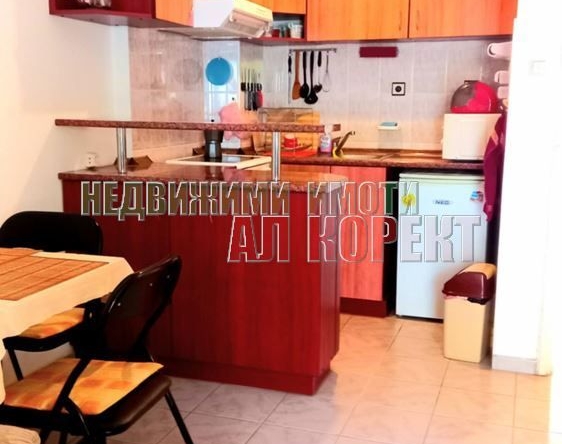 Дава се под наем Двустаен апартамент в Варна, Червен площад - 52 кв.м за 459 € - Снимка #1