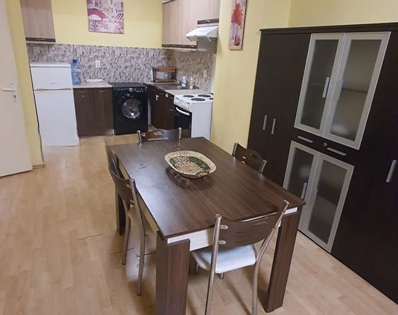 Двустаен апартамент в София, Медицинска академия - 74 кв.м за 1757 €/кв.м - Снимка #1