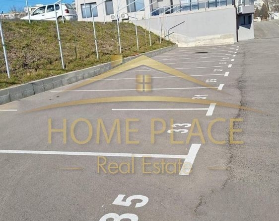 Гараж / Паркомясто в Варна, Владислав Варненчик - 15 кв.м за 340 €/кв.м - Снимка #1