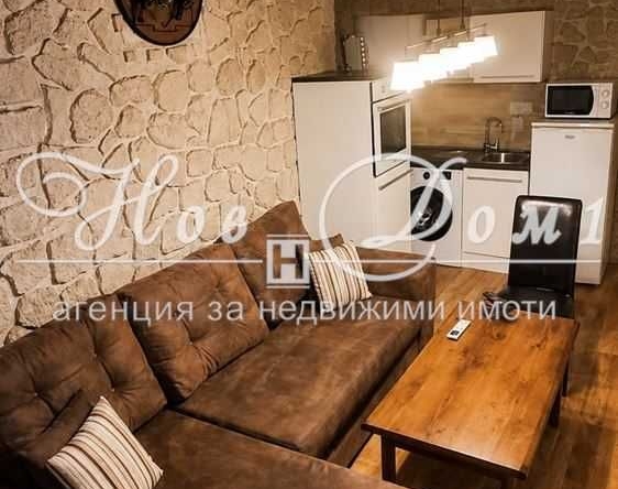 Дава се под наем Двустаен апартамент в Варна, м-т Траката - 70 кв.м за 598.23 € - Снимка #1