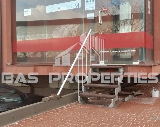 Дава се под наем Офис в София, Младост 1 - 55 кв.м за 484.5 € - Снимка #1