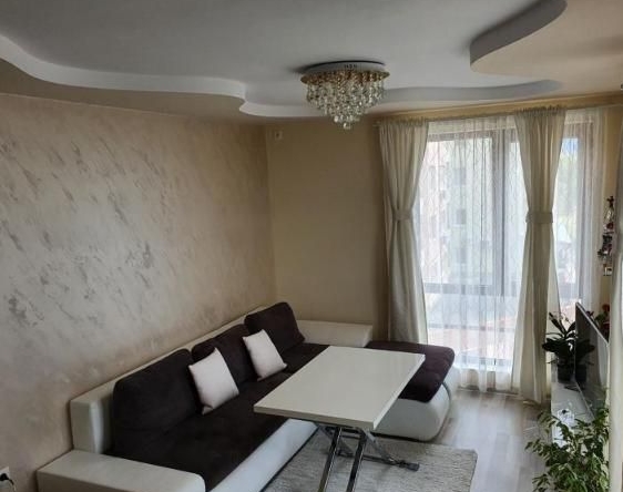 Дава се под наем Двустаен апартамент в Пловдив, Христо Смирненски - 68 кв.м за 500 € - Снимка #1