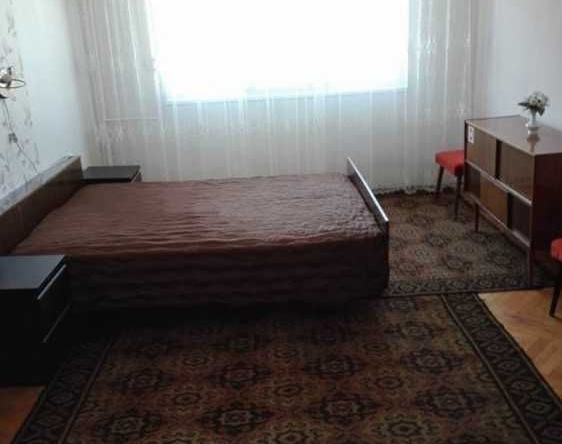 Дава се под наем Тристаен апартамент в София, Младост 1 - 90 кв.м за 561 € - Снимка #1