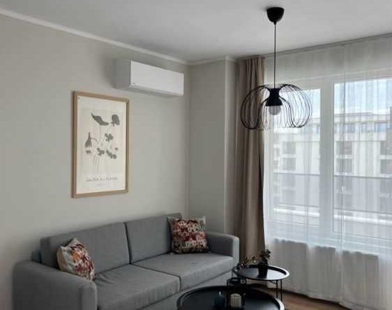 Дава се под наем Тристаен апартамент в София, Малинова долина - 120 кв.м за 850 € - Снимка #1