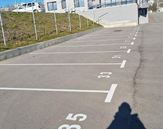 Гараж / Паркомясто в Варна, Владислав Варненчик - 15 кв.м за 800 €/кв.м - Снимка #1