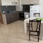 Дава се под наем Тристаен апартамент в к.к. Слънчев бряг - 130 кв.м за 765 € - Снимка #1