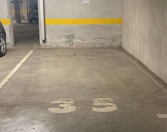 Дава се под наем Гараж / Паркомясто в София, Манастирски ливади - 30 кв.м за 153 € - Снимка #1