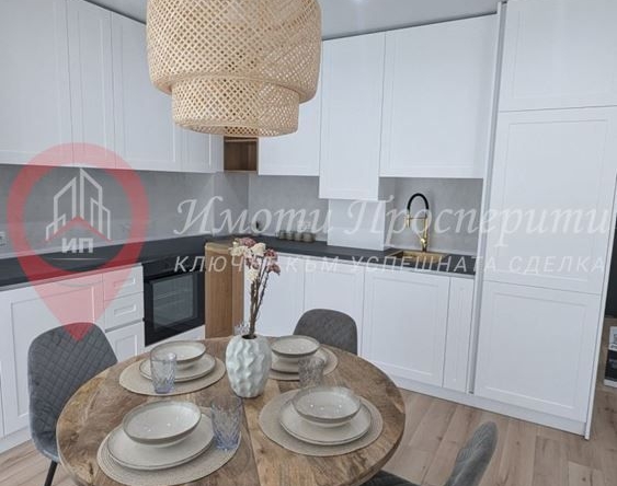 Дава се под наем Тристаен апартамент в София, Кръстова вада - 80 кв.м за 1200 € - Снимка #1