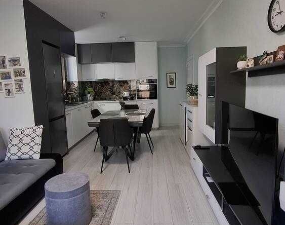 Двустаен апартамент в Пловдив, Кючук Париж - 78 кв.м за 1609 €/кв.м - Снимка #1