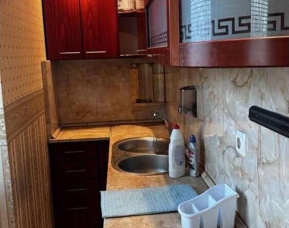 Дава се под наем Тристаен апартамент в Пловдив, Кършияка - 78 кв.м за 450 € - Снимка #1