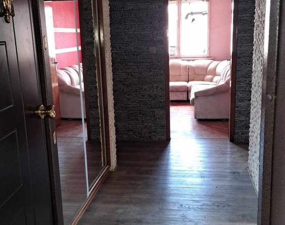 Четиристаен апартамент в Казанлък - 120 кв.м за 1063 €/кв.м - Снимка #1