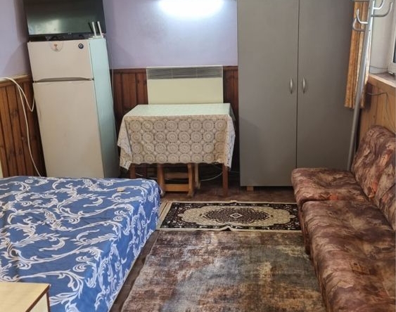 Дава се под наем Етаж от къща в София, Симеоново - 50 кв.м за 255 € - Снимка #1