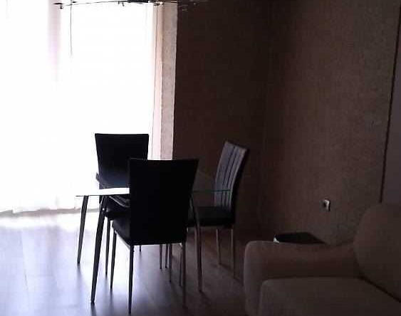 Тристаен апартамент в София, Студентски град - 90 кв.м за 2112 €/кв.м - Снимка #1