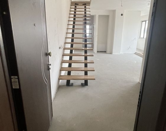 Мезонет в София, Карпузица - 231 кв.м за 1667 €/кв.м - Снимка #1