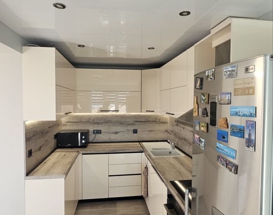 Дава се под наем Етаж от къща в Варна, Младост 1 - 150 кв.м за 510 € - Снимка #1