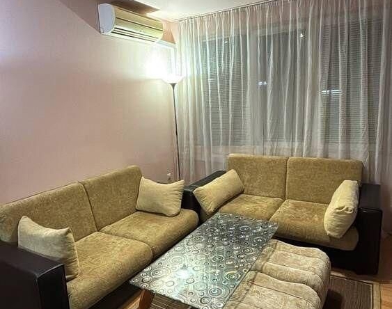 Дава се под наем Двустаен апартамент в Бургас, Меден рудник - зона А - 62 кв.м за 306 € - Снимка #1