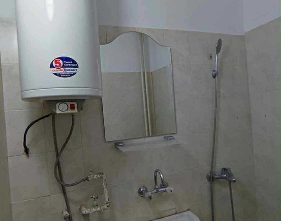 Дава се под наем Тристаен апартамент в Пловдив, Въстанически - 79 кв.м за 368.73 € - Снимка #1