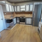 Дава се под наем Тристаен апартамент в Бургас, Лазур - 115 кв.м за 765 € - Снимка #1