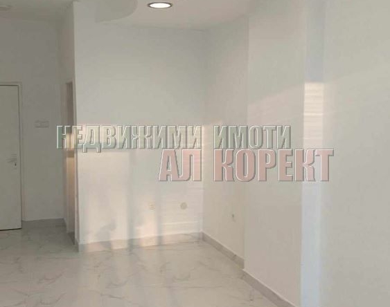 Дава се под наем Офис в Варна, Операта - 60 кв.м за 498.27 € - Снимка #1