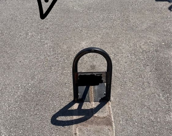 Дава се под наем Гараж / Паркомясто в Пловдив, Кючук Париж - 15 кв.м за 76.5 € - Снимка #1