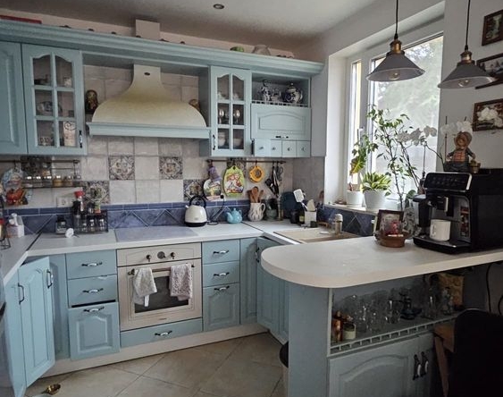 Етаж от къща в Варна, м-т Св. Никола - 109 кв.м за 1497 €/кв.м - Снимка #1