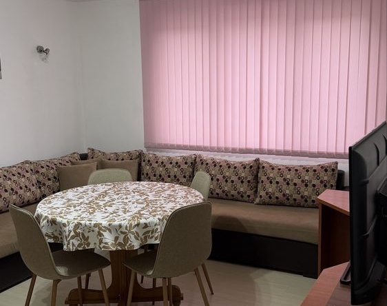 Дава се под наем Двустаен апартамент в Пловдив, Център - 56 кв.м за 497.25 € - Снимка #1