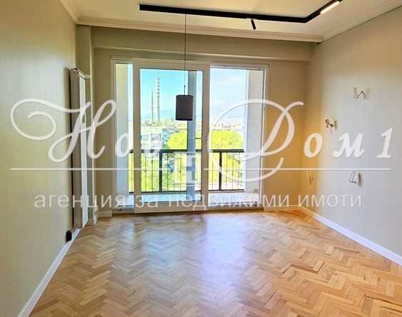 Тристаен апартамент в София, Лагера - 62 кв.м за 1604 €/кв.м - Снимка #1