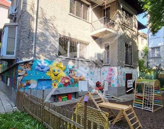 Къща в София, Яворов - 357 кв.м за 2802 €/кв.м - Снимка #1