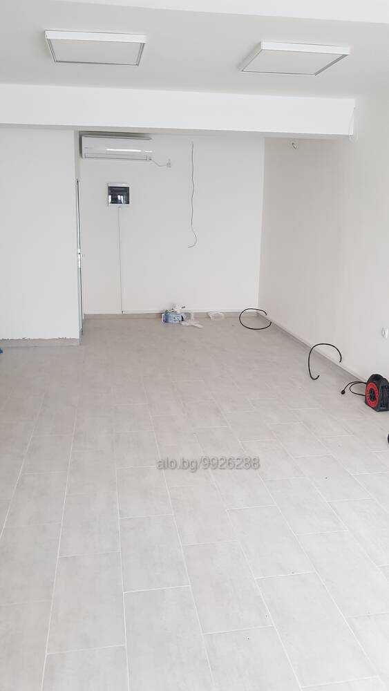 Магазин в Враца, Квартал 103 - 50 кв.м за 2040 €/кв.м - Снимка #1