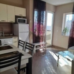 Дава се под наем Двустаен апартамент в Варна, Цветен квартал - 50 кв.м за 375 € - Снимка #1