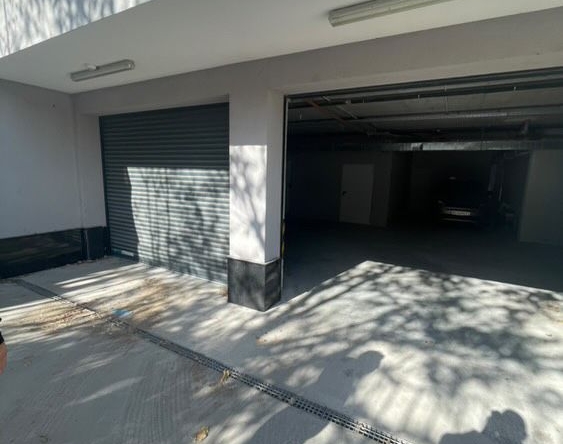 Гараж / Паркомясто в Пловдив, Христо Смирненски - 20 кв.м за 1046 €/кв.м - Снимка #1