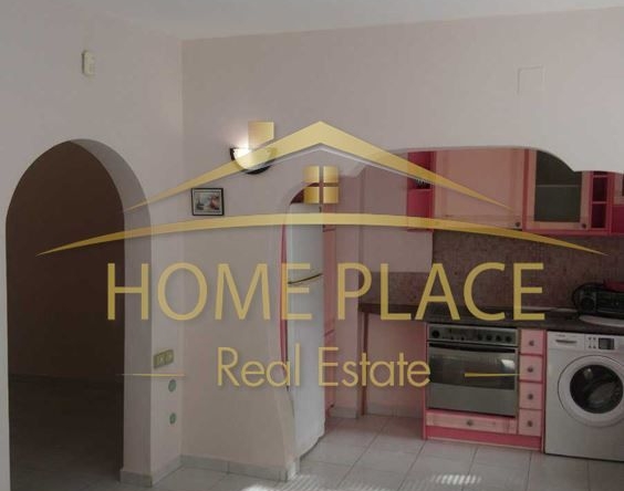 Дава се под наем Тристаен апартамент в Варна, Център - 100 кв.м за 612 € - Снимка #1