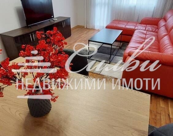 Дава се под наем Двустаен апартамент в Шумен, Болницата - 68 кв.м за 331.5 € - Снимка #1