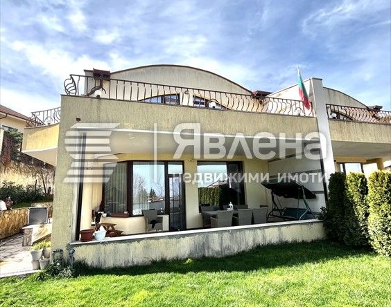 Къща в Варна, Чайка - 344 кв.м за 1250 €/кв.м - Снимка #1